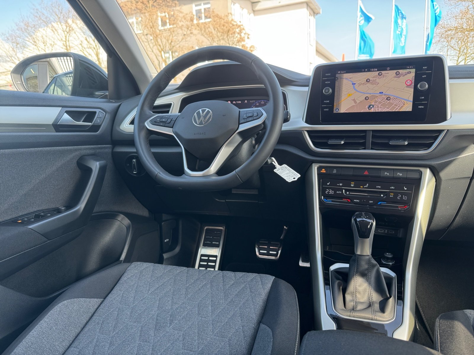 T-ROC Life 1.5 TSI 7- Gang DSG Kam.,PDC,Virtual