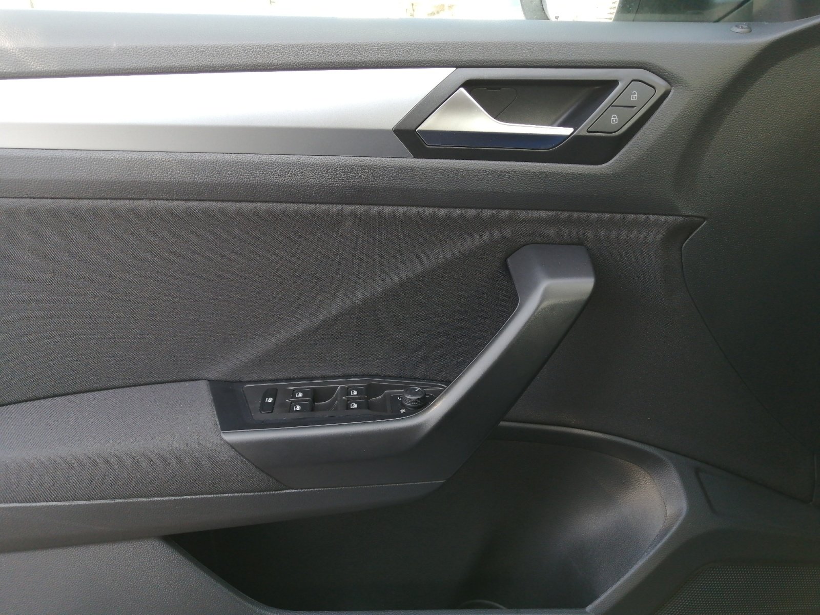 T-ROC 1.0TSI LIFE Kam.,PDC,Virtual,ACC,LED,Navi