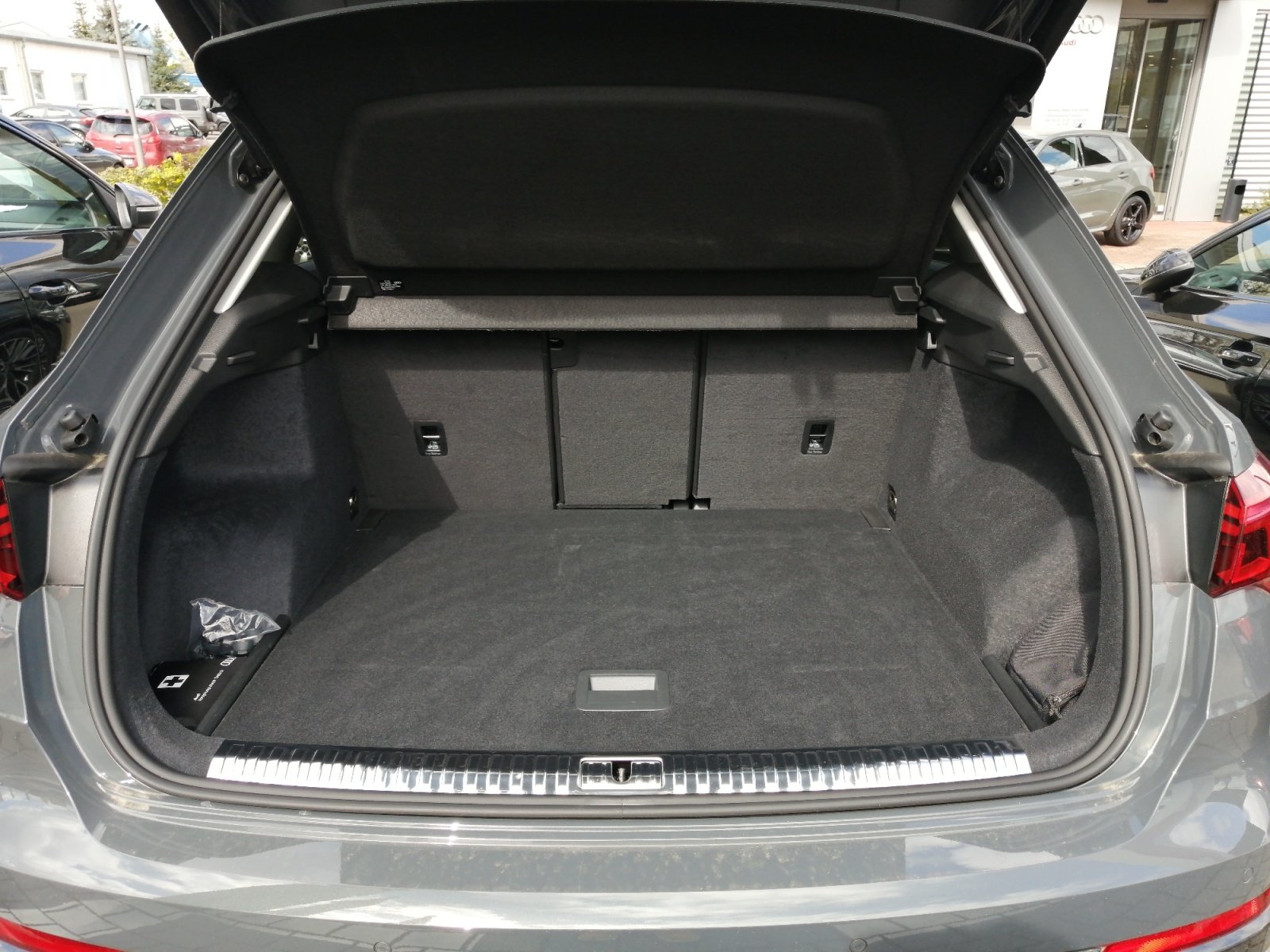 Q3 SUV advanced 35 TFSI S tronic PDC,Virtual,ACC