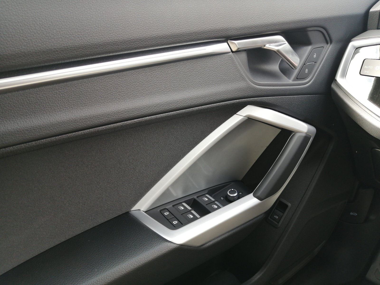 Q3 SUV advanced 35 TFSI S tronic PDC,Virtual,ACC