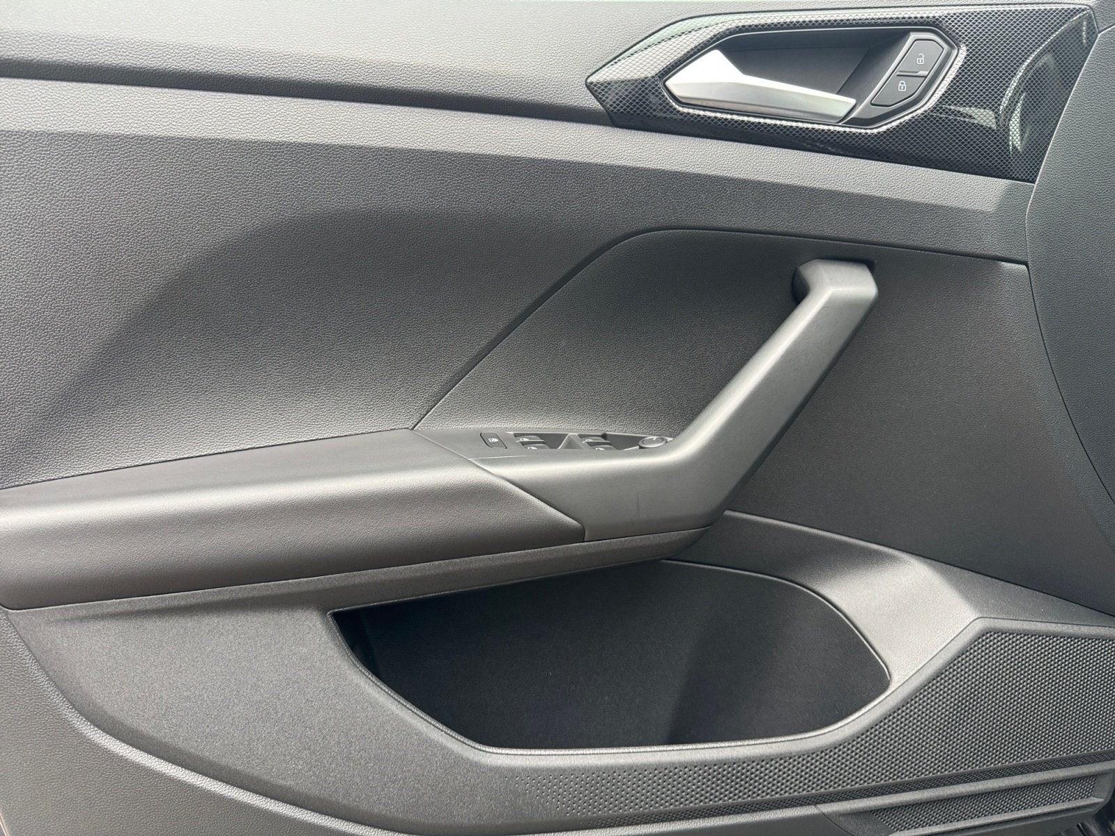 T-Cross Life 1.0 l TSI OPF 116 P) 7-Gang-DSG PDC