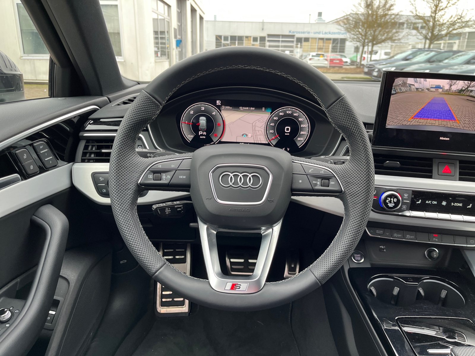 A4 Avant S line 40 TDI quattro PDC,Kam.
