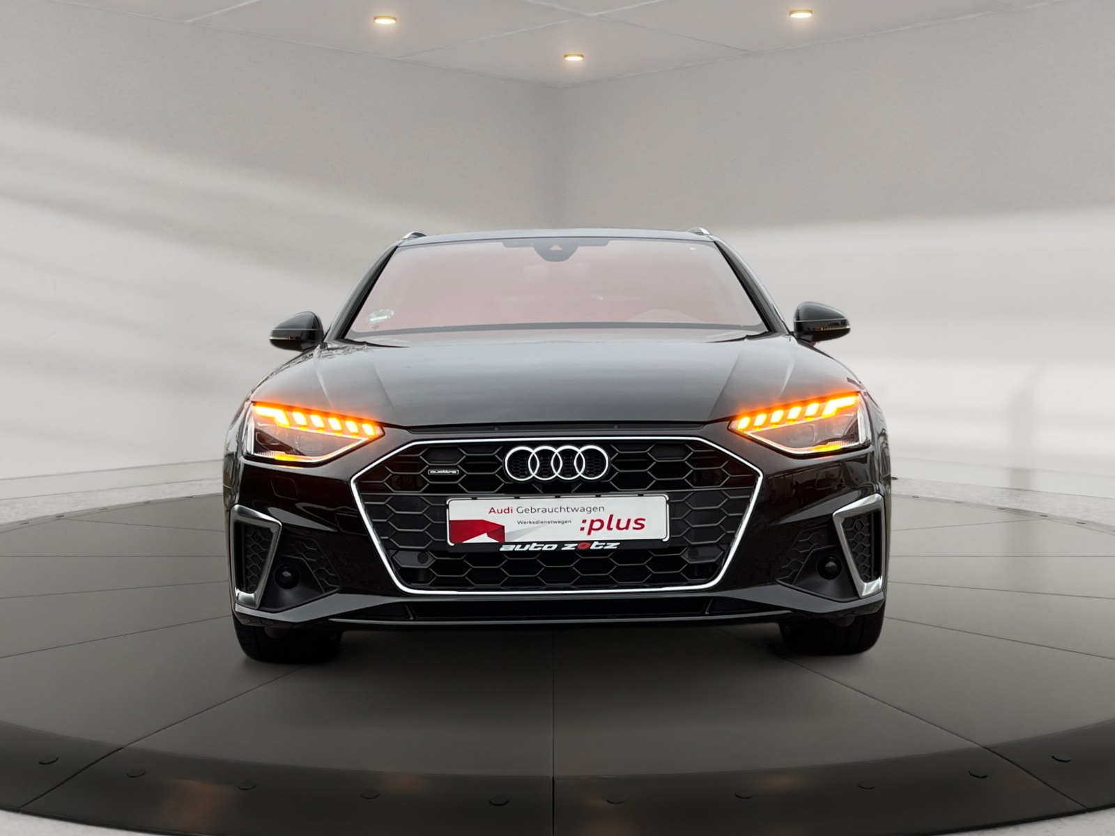 A4 Avant S line 40 TDI quattro PDC,Kam.