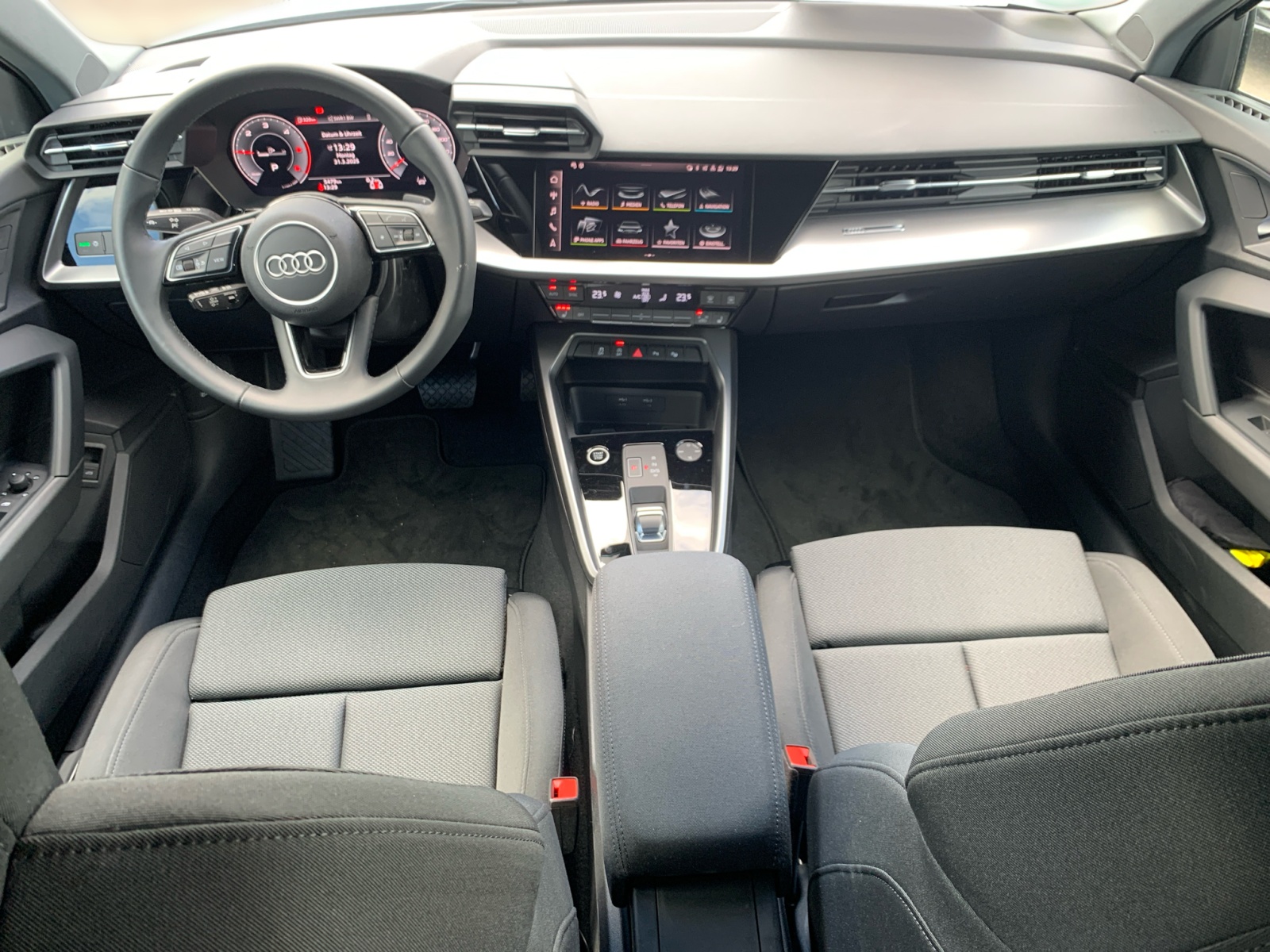A3 Sportback Advanced 30 TDI S tronic ,PDC,AHK