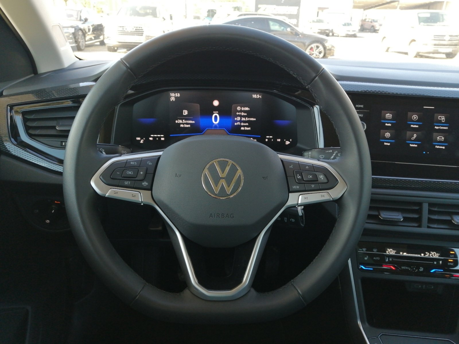 Polo Life 1.0 PDC,Virtual,LED,2xKlima,KlimaA,SHZ