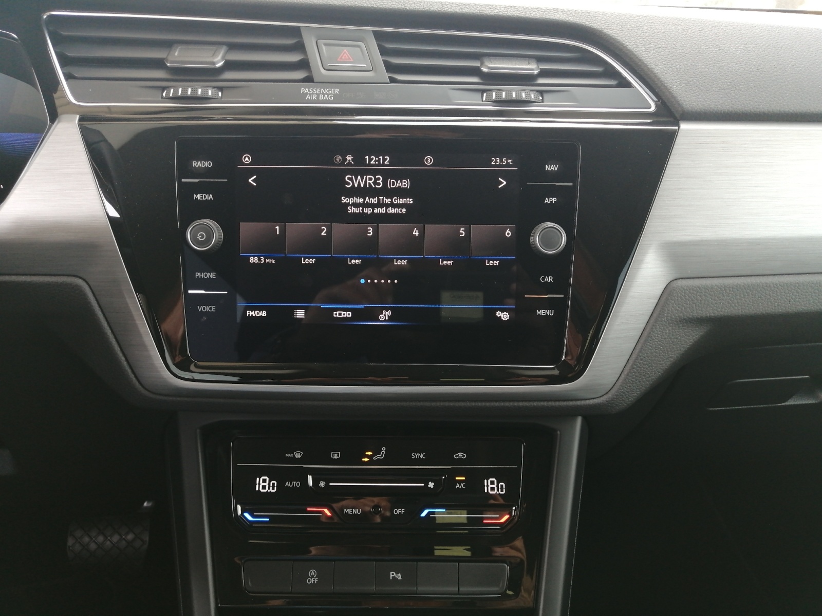 Touran Comfortline 2.0 TDI DSG ,Virtual,PDC,ACC