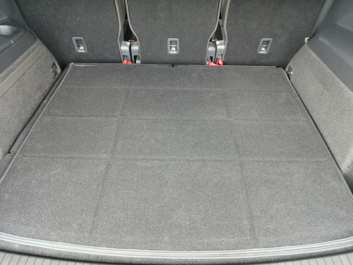 Touran Comfortline 2.0 TDI DSG ,Virtual,PDC,ACC